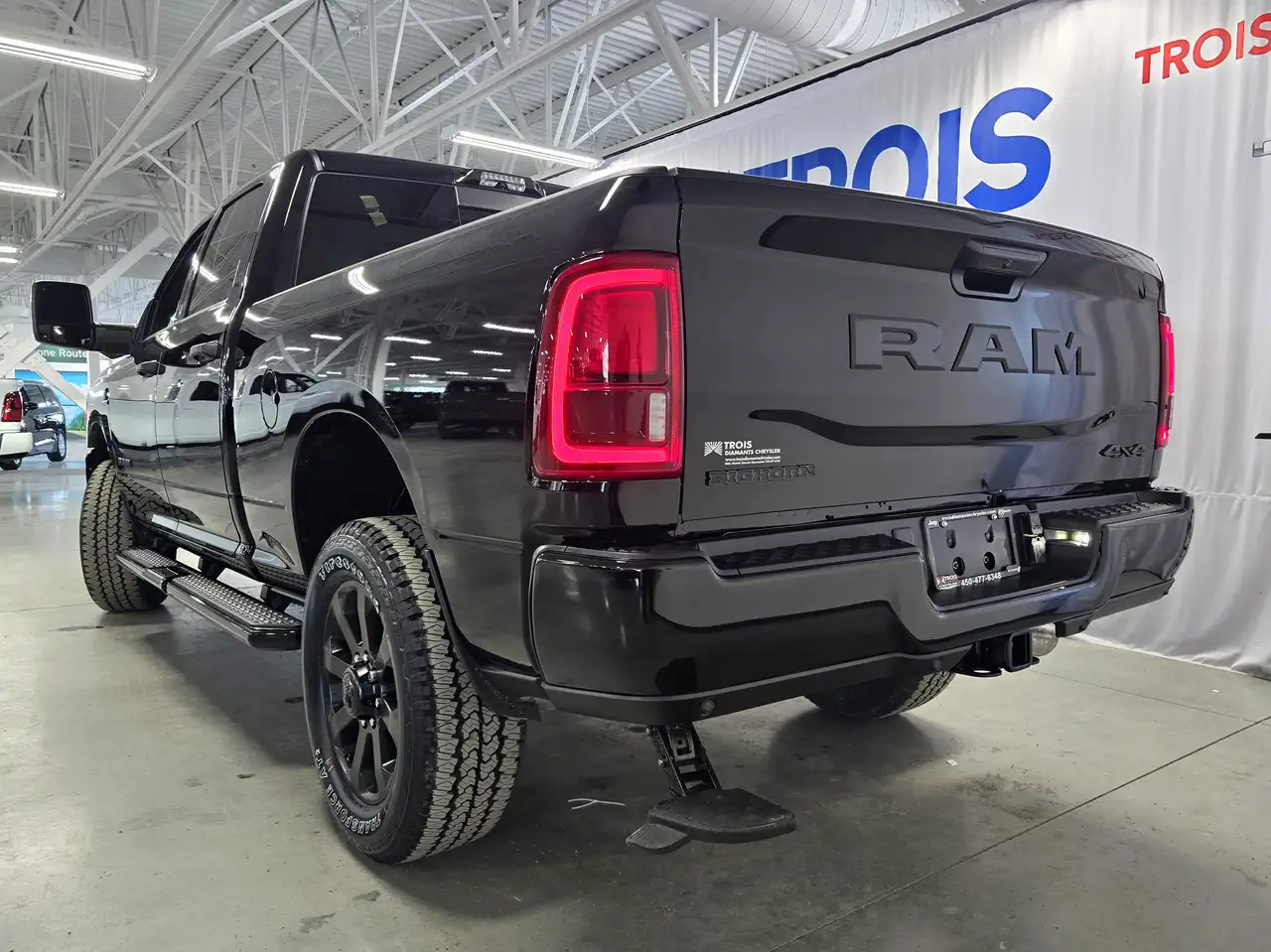 RAM 2500 снимка RAM 2500