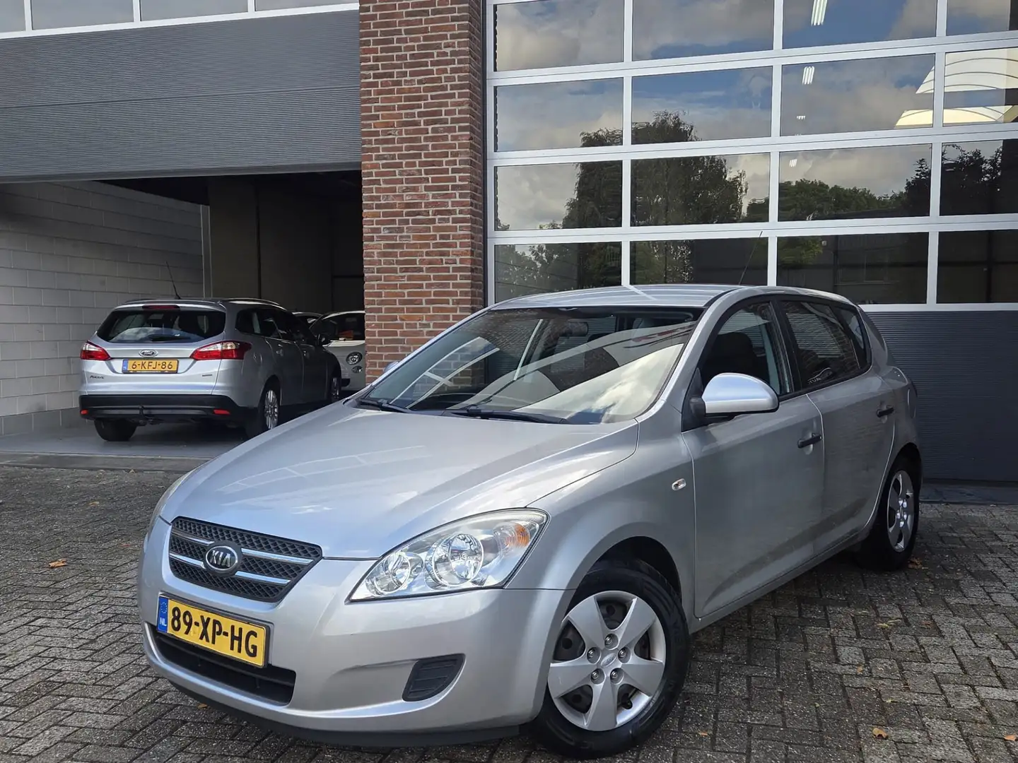 Kia Ceed / cee'd 1.4 X-tra|Airco|Nap|Apk|5drs| Grijs - 1