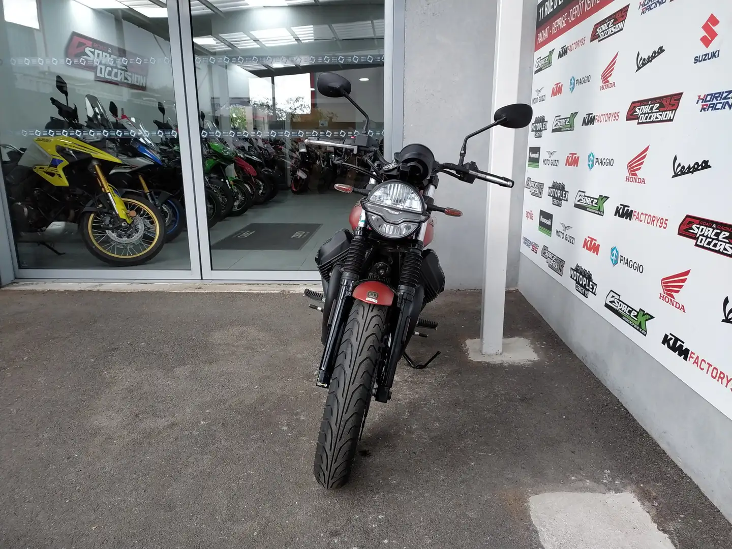 Moto Guzzi V 7 Portocaliu - 2