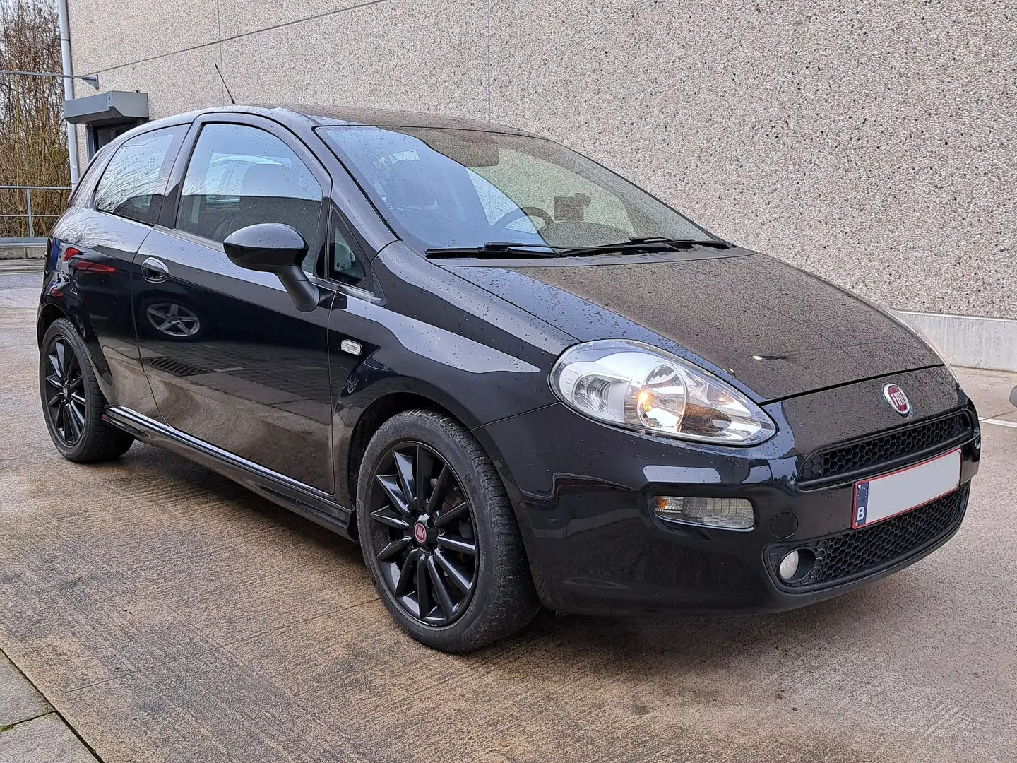 Fiat Punto 1.3+MultiJet+Sportline Schwarz - 2