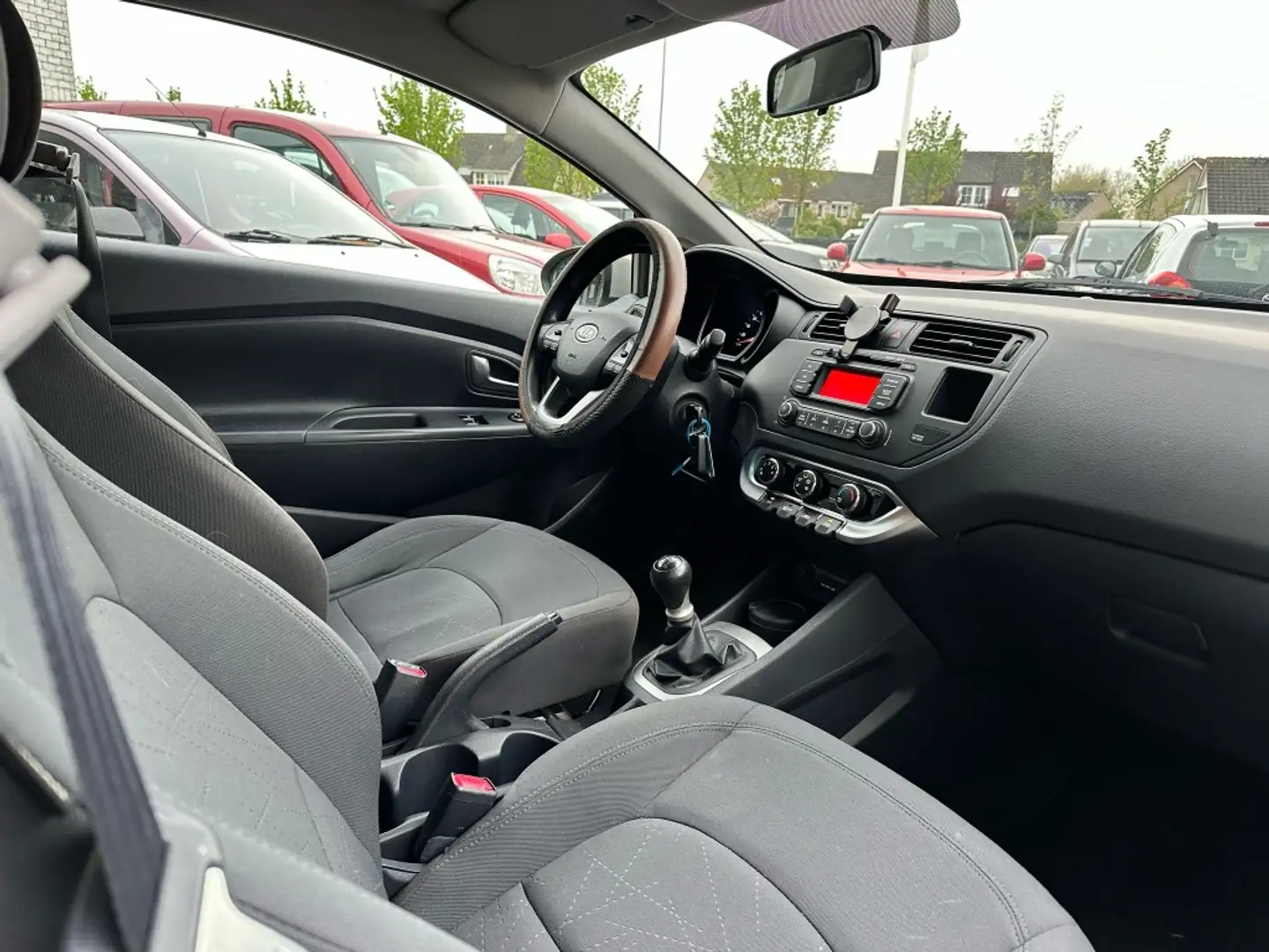 Kia Rio 1.2 CVVT Comf. Pack Beige - 2