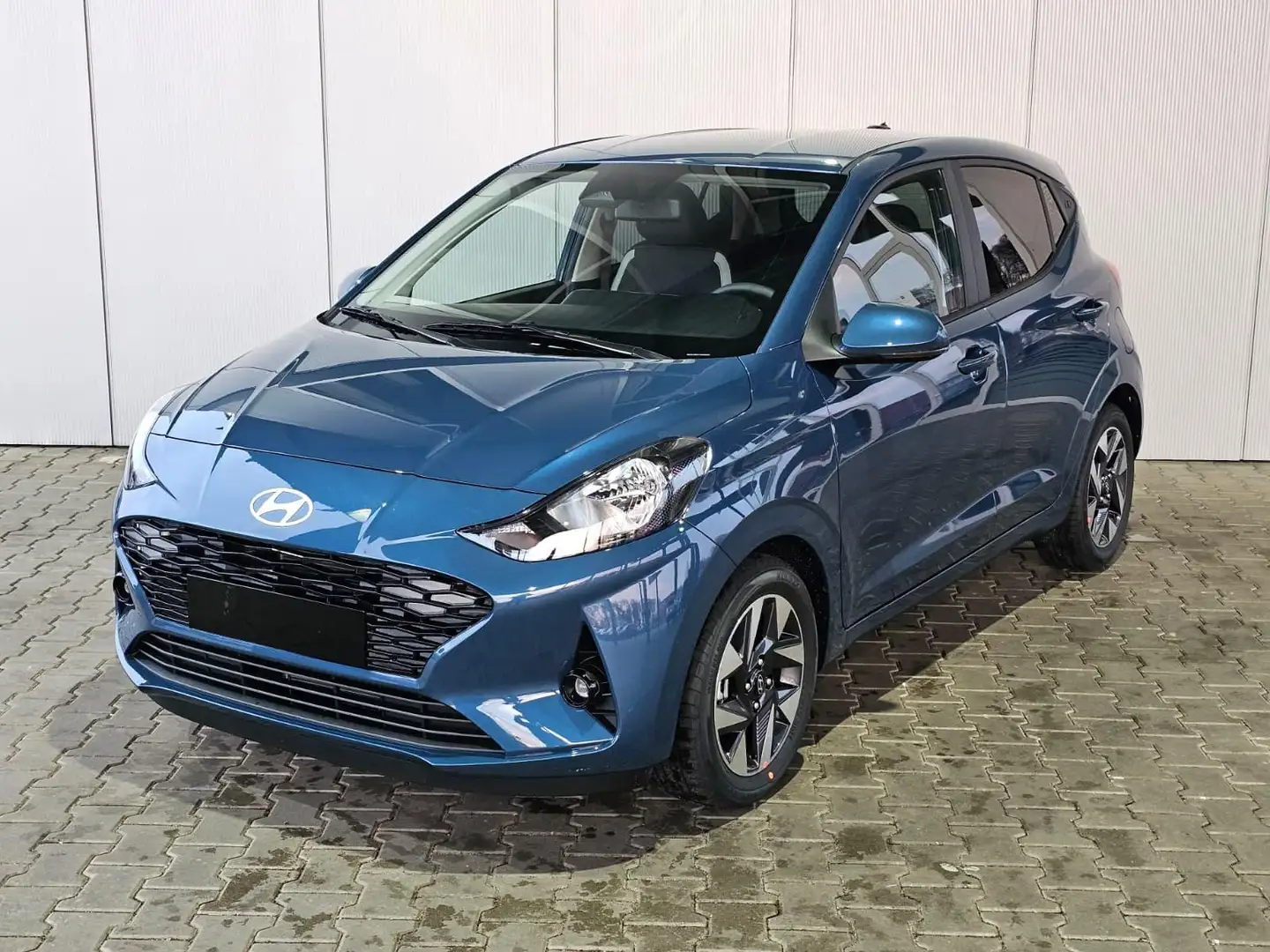 Hyundai i10 Premium 1.2 GDI Automatik / Sitz + Lenkradheizu... Blau - 1