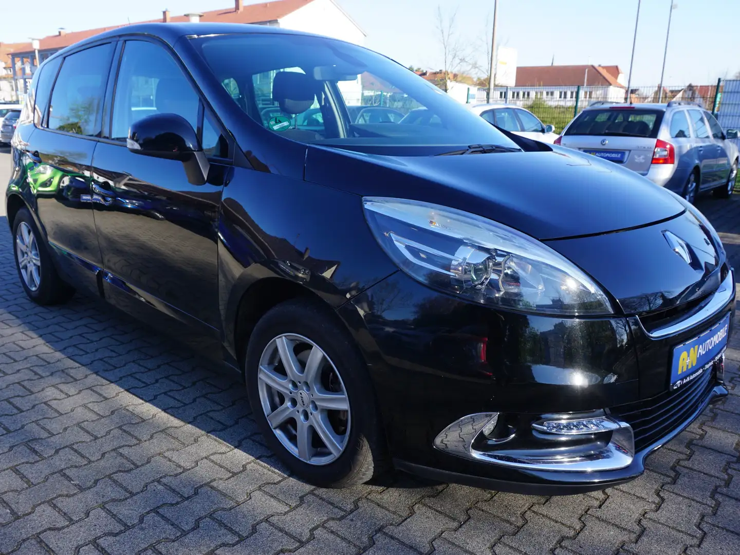 Renault Scenic Dynamique /KLIMA/EURO5/SCHECKHEFT/NAVI/ Schwarz - 1
