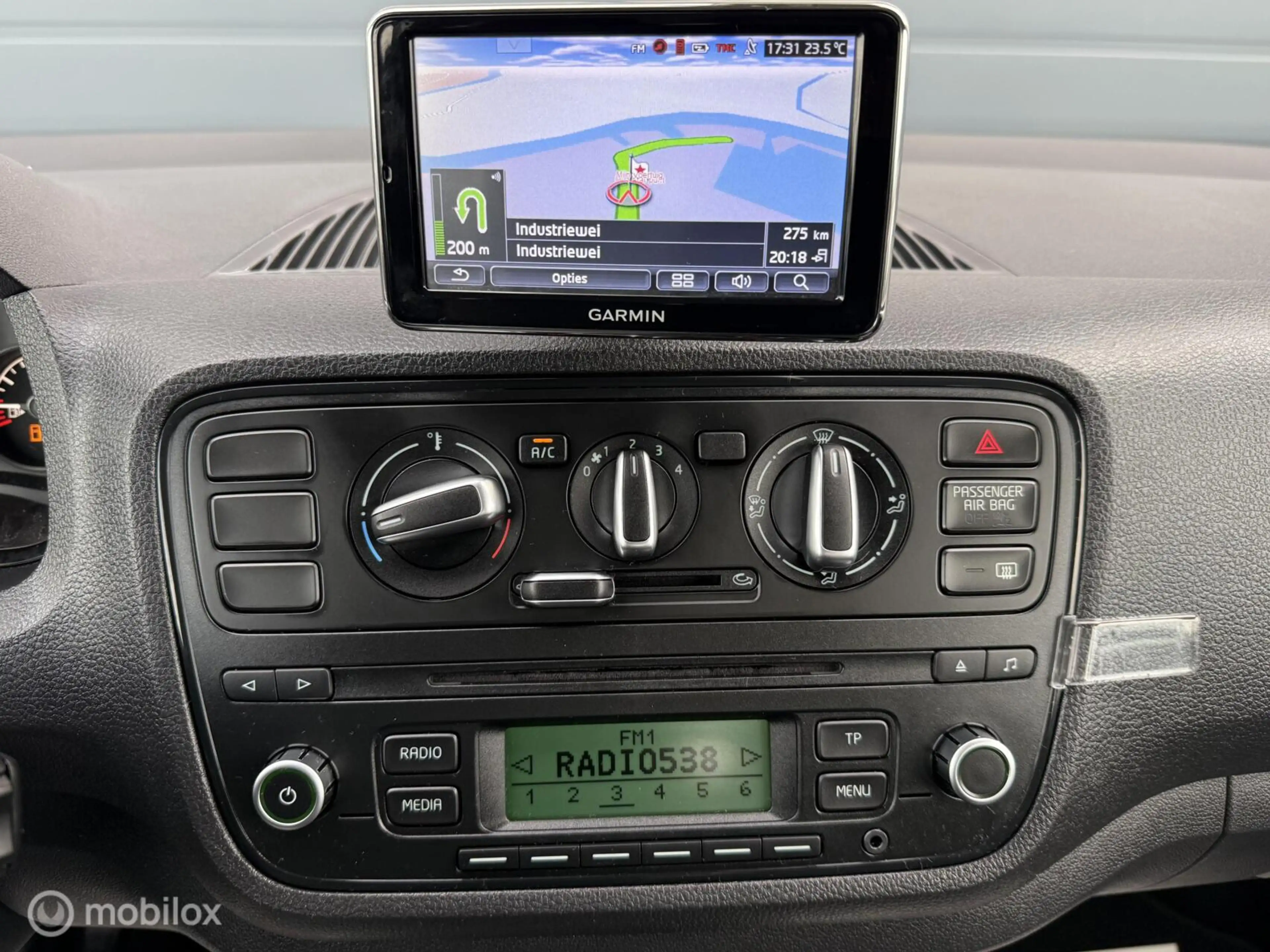 Skoda Citigo 1.0 Greentech Elegance Navi Cruise Airco 15inch — photo 6