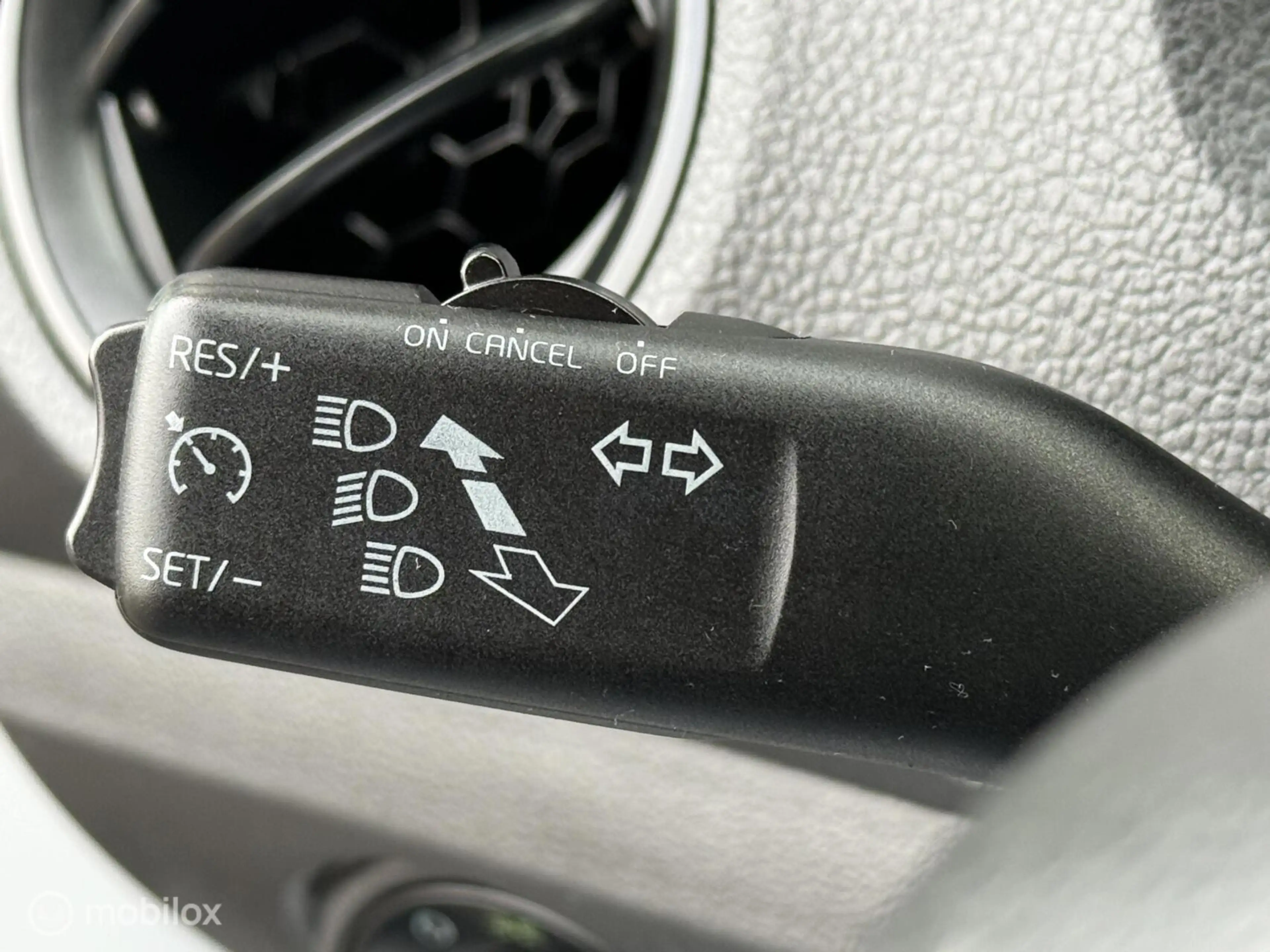 Skoda Citigo 1.0 Greentech Elegance Navi Cruise Airco 15inch — photo 8
