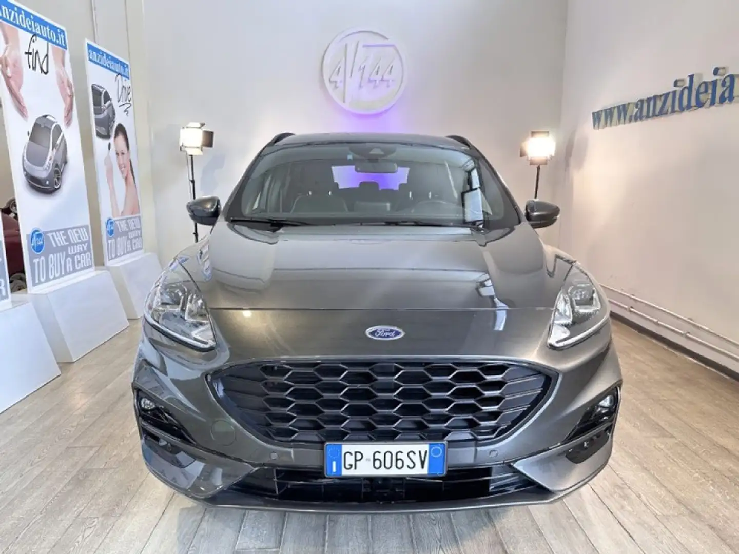 Ford Kuga 2.0 EcoBlue 120 CV aut. 2WD ST-Line Grigio - 2