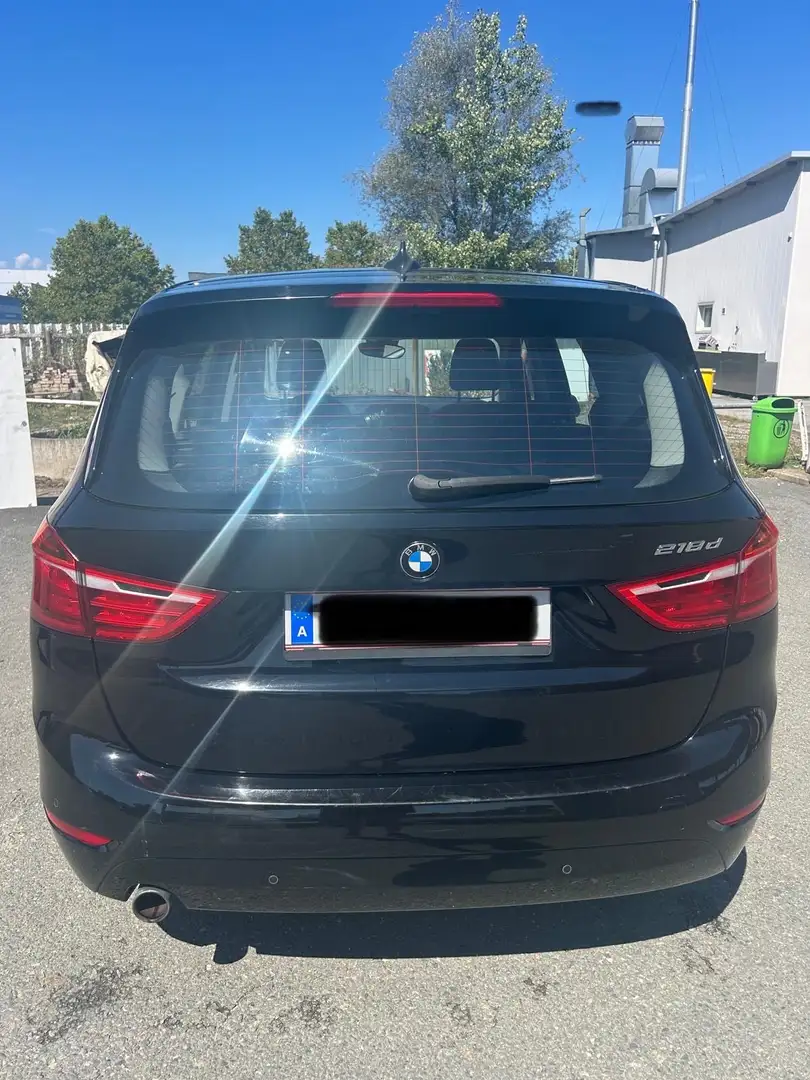 BMW 218 218d Gran Tourer Sport Line - 2