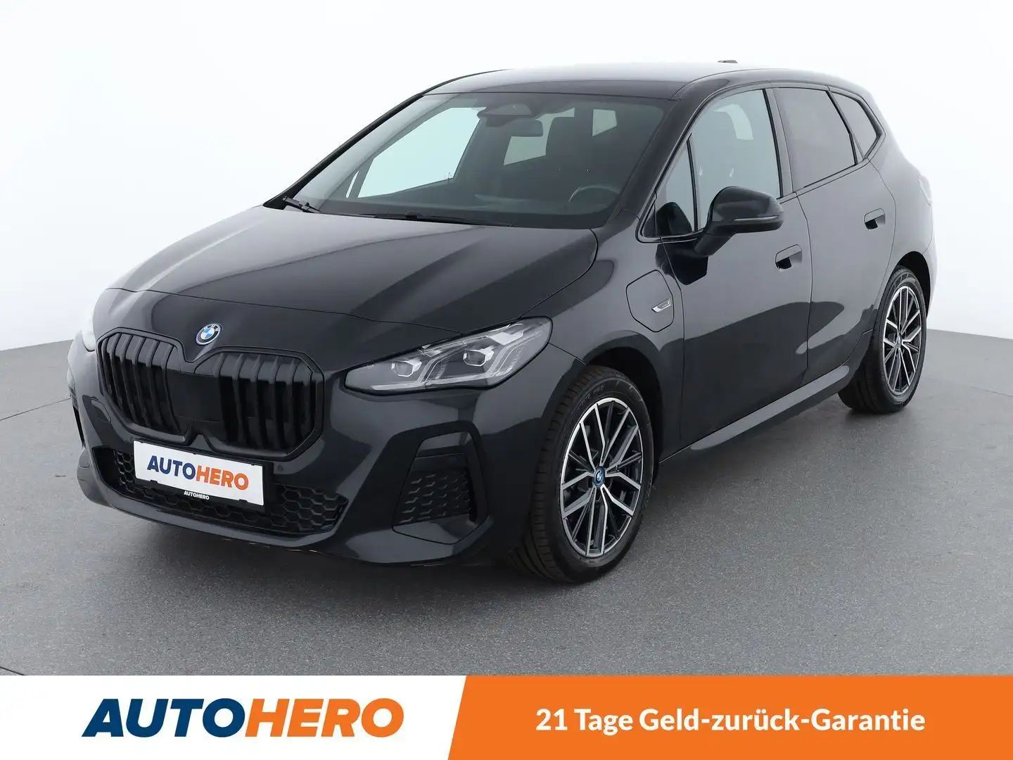 BMW 225 225e Active Tourer xDrive M Sport Schwarz - 1