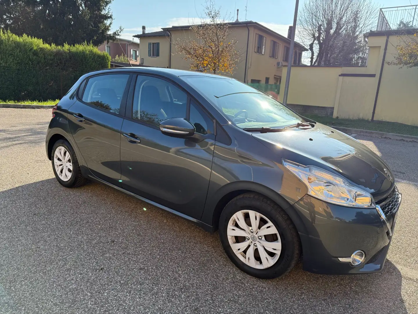 Peugeot 208 1.4 HDI - NEOPATENTATI - 12 MESI DI GARANZIA - Grigio - 2