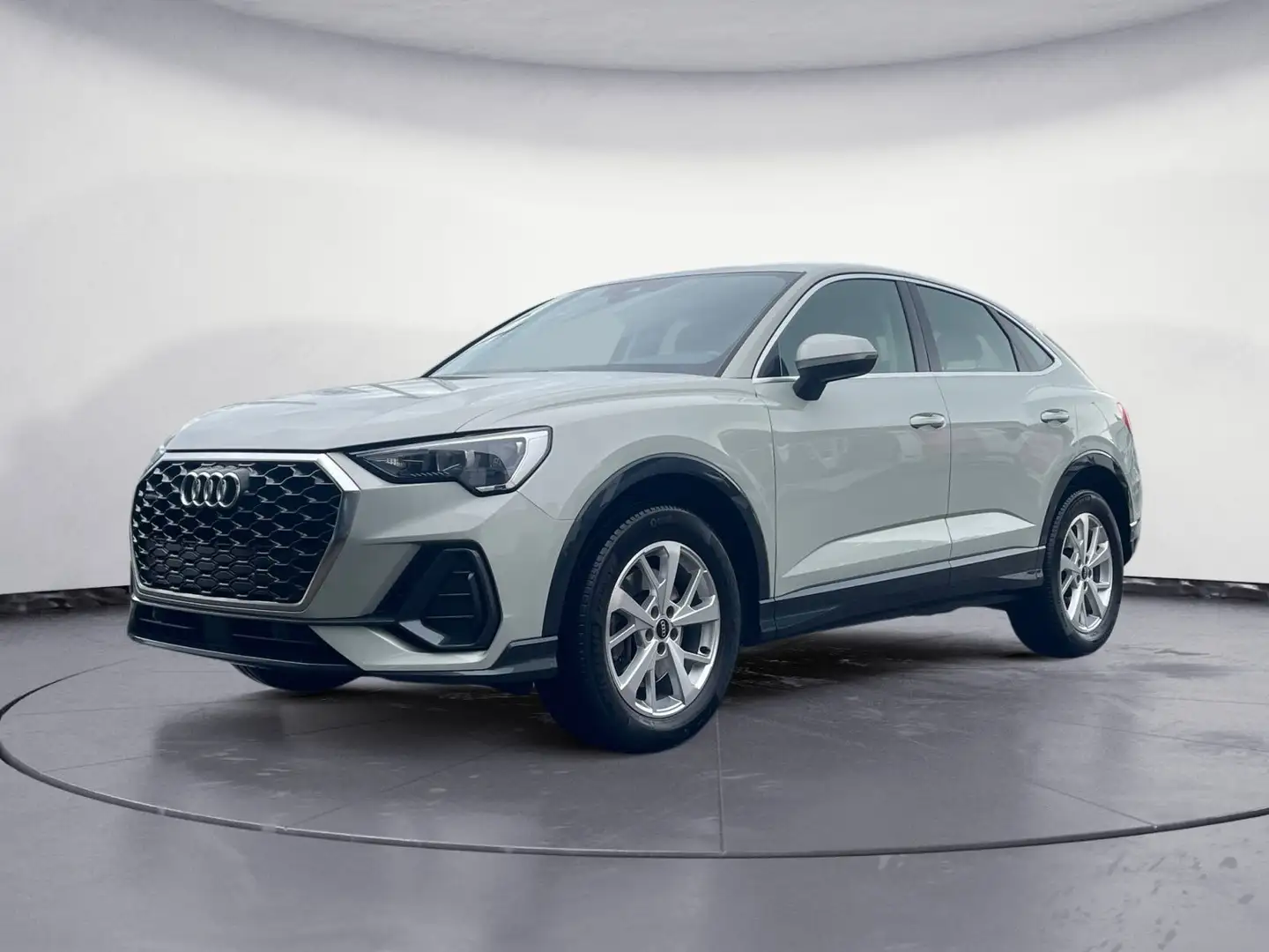 Audi Q3 40 TDI Sportback quattro S tronic *NAVI*DAB*K Silber - 2