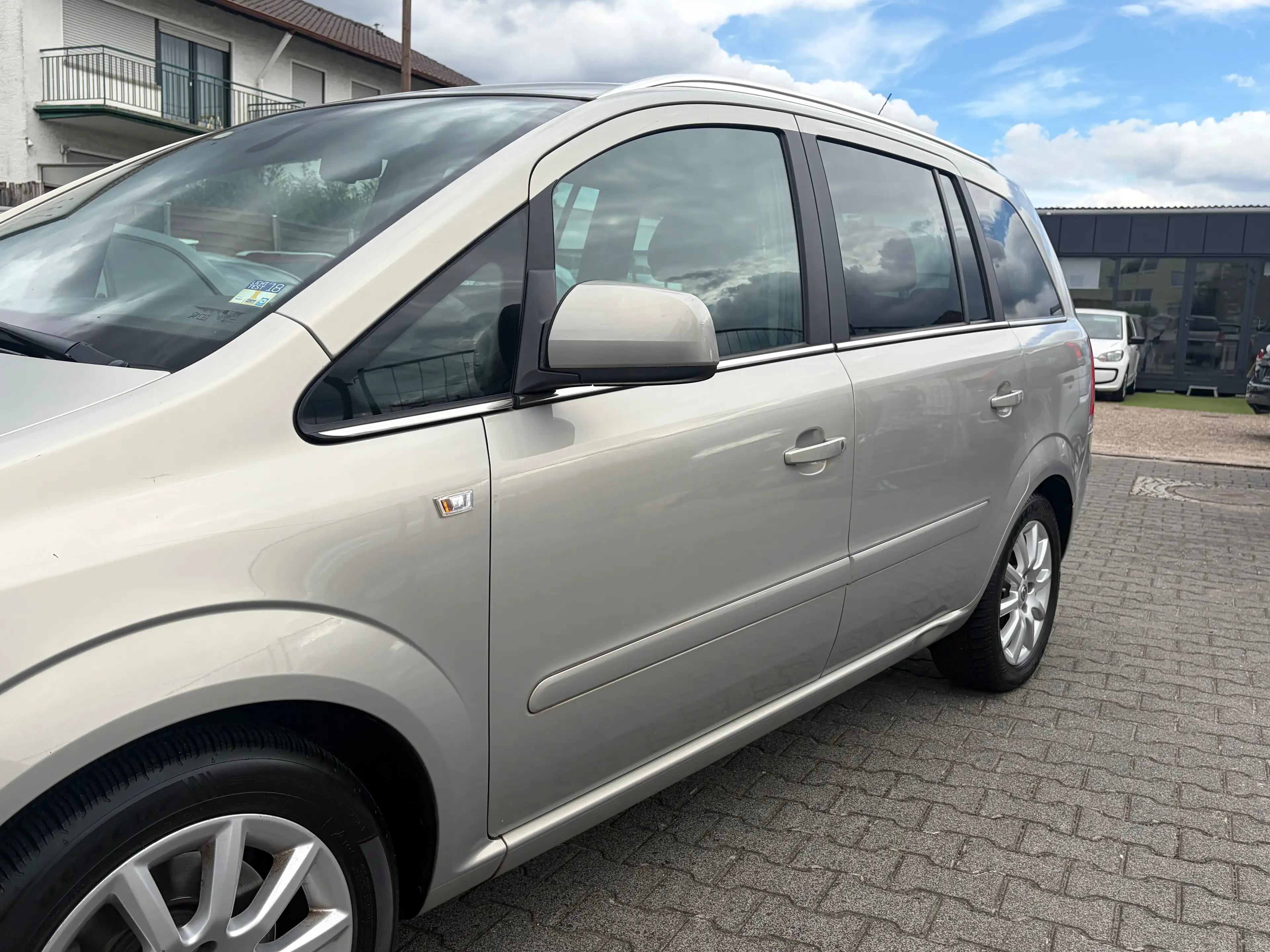 Opel Zafira Innovation "110 Jahre"*Automatik*7.Sitze*1.Hand*SHZ*Temp.*PDC — photo 3
