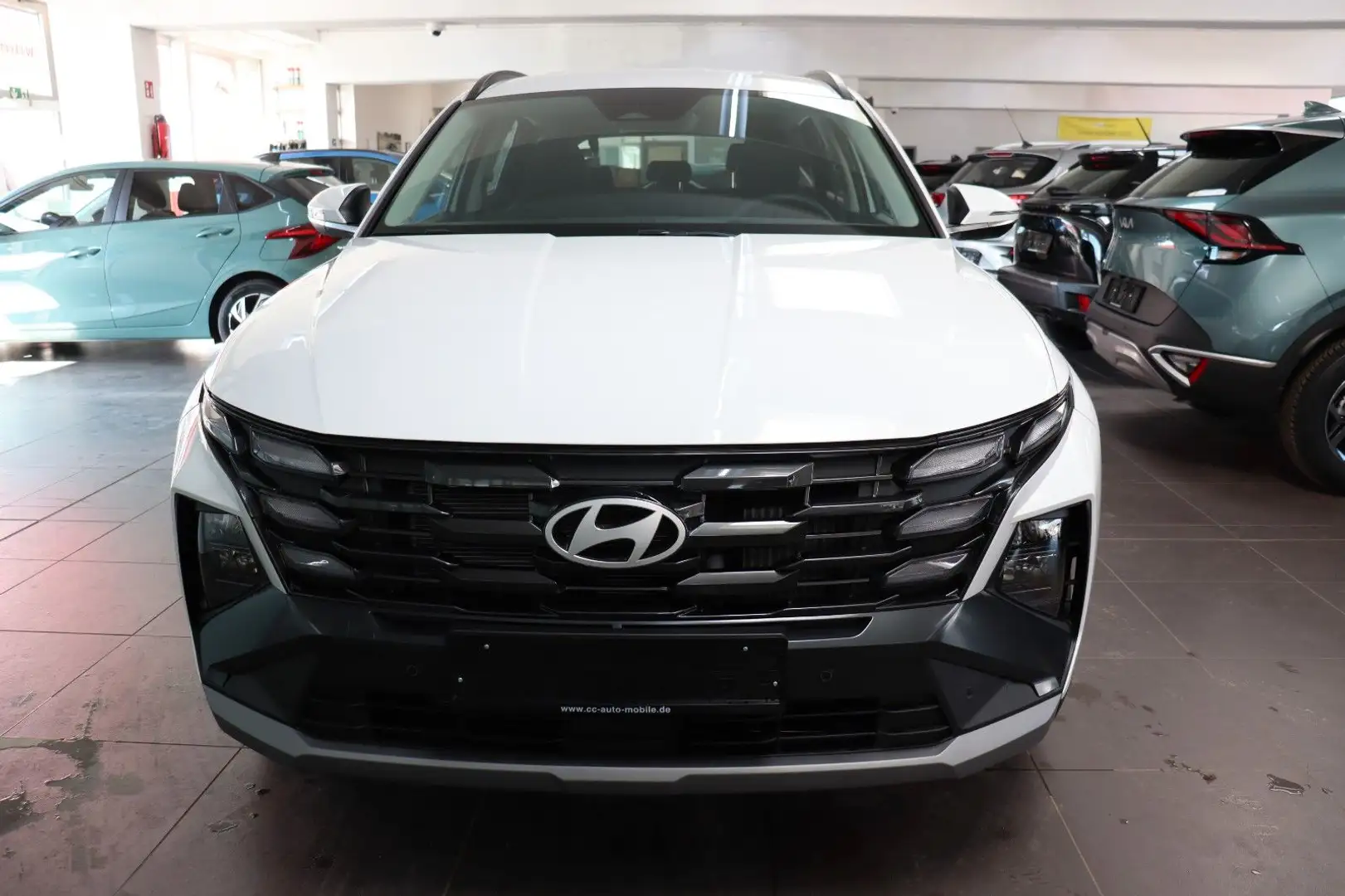Hyundai TUCSON 1.6 Navi SHZ 17"Totwinkel R-Cam LEDSOFORT Weiß - 2