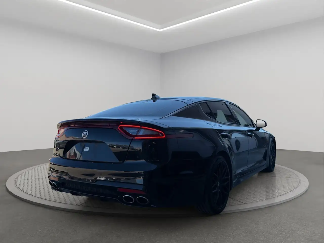 Kia Stinger photo Kia Stinger