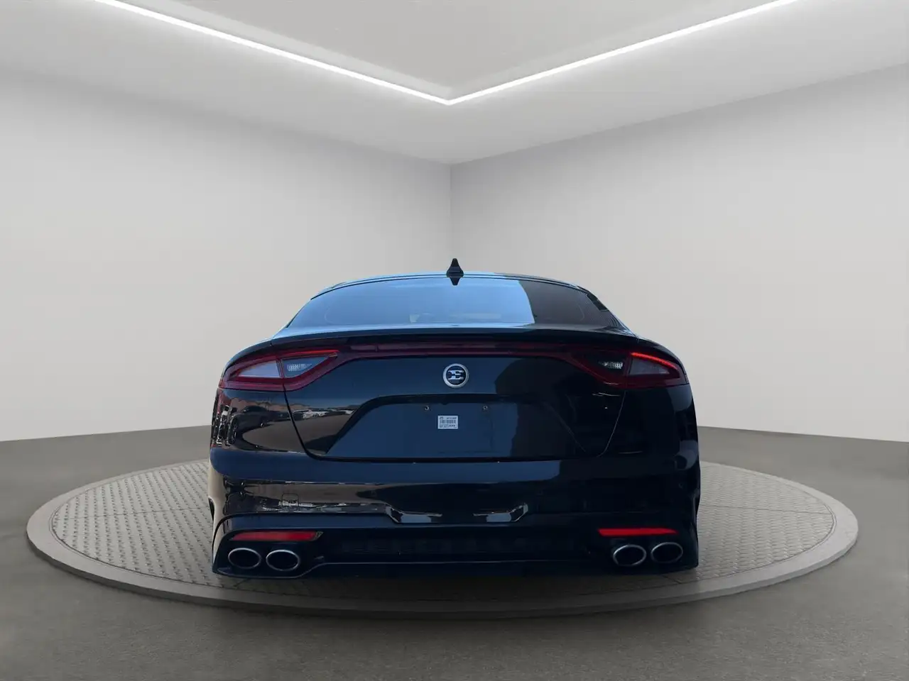 Kia Stinger photo Kia Stinger
