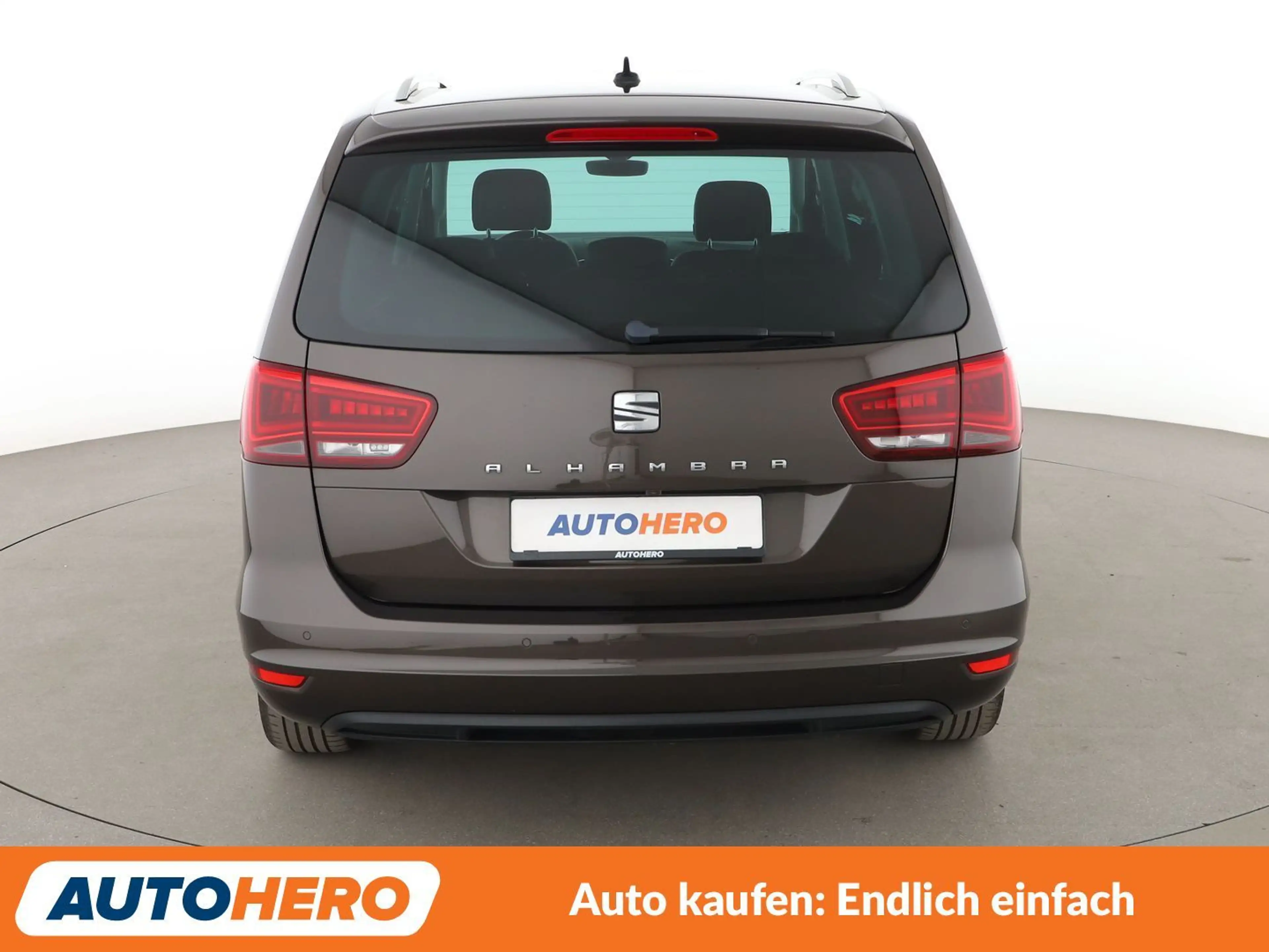 SEAT Alhambra 2.0 TDI Style Plus Aut.*NAVI*CAM*CAM* — photo 5