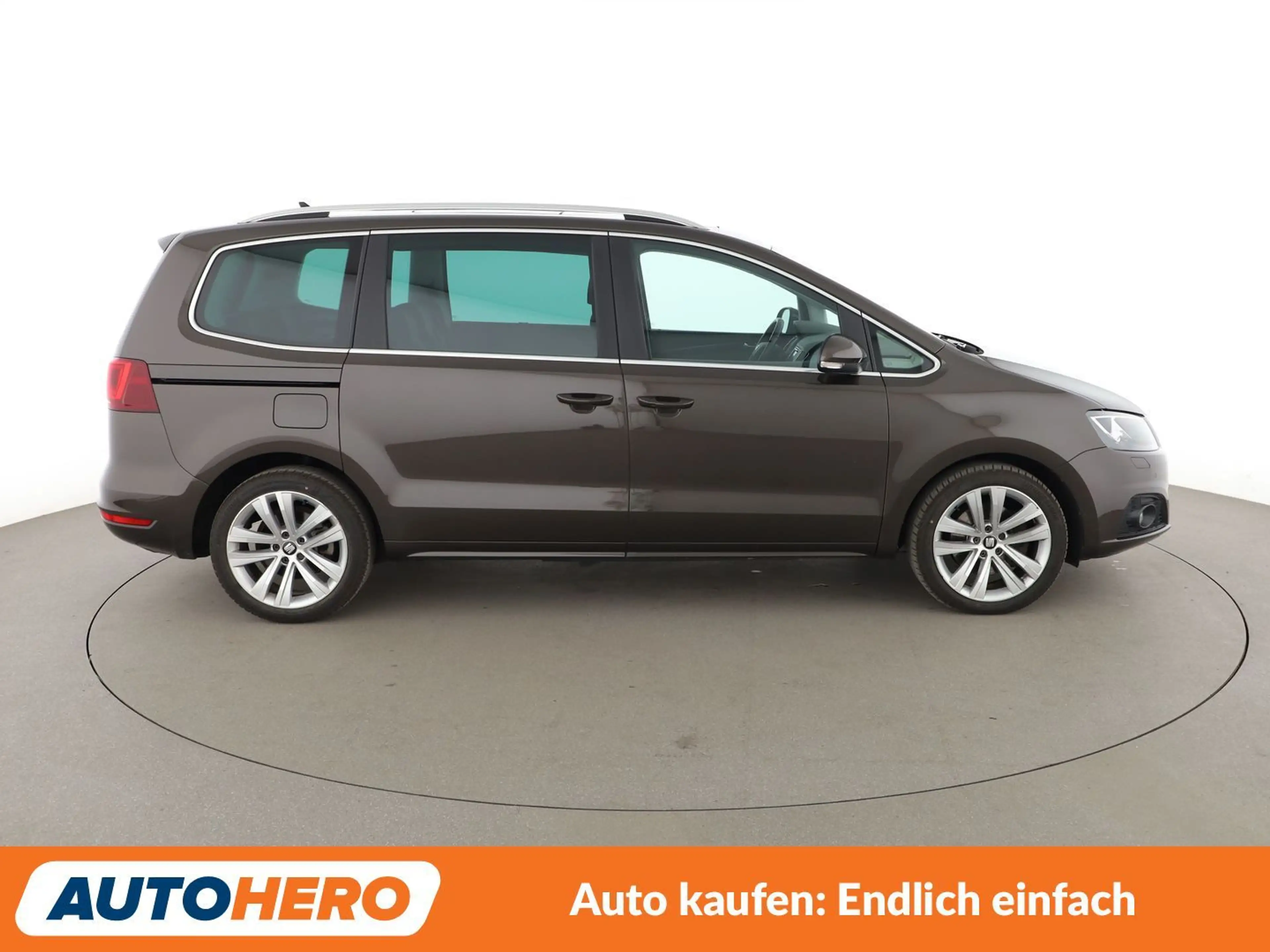 SEAT Alhambra 2.0 TDI Style Plus Aut.*NAVI*CAM*CAM* — photo 7
