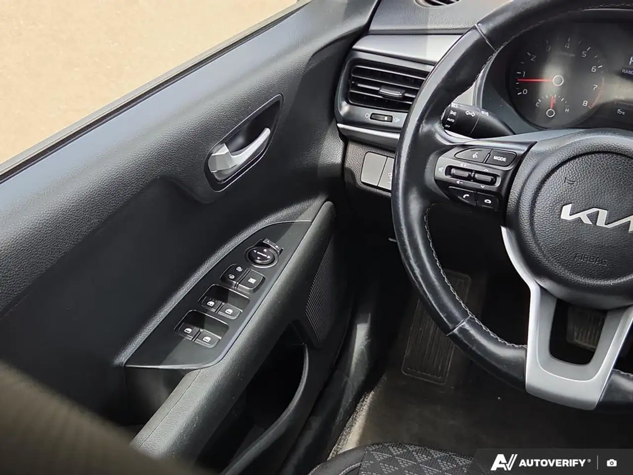Kia Rio снимка Kia Rio