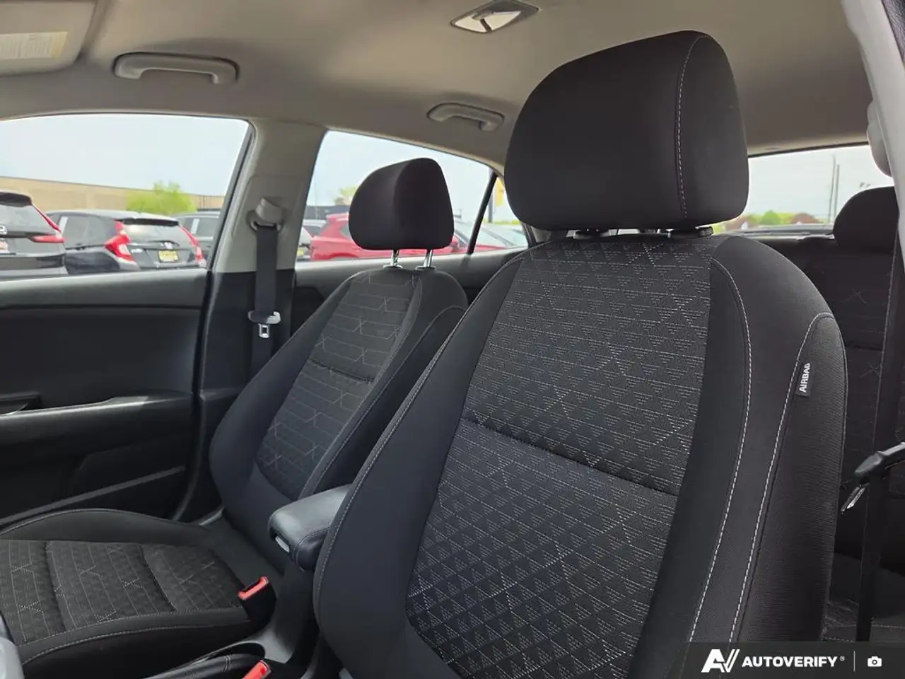 Kia Rio снимка Kia Rio