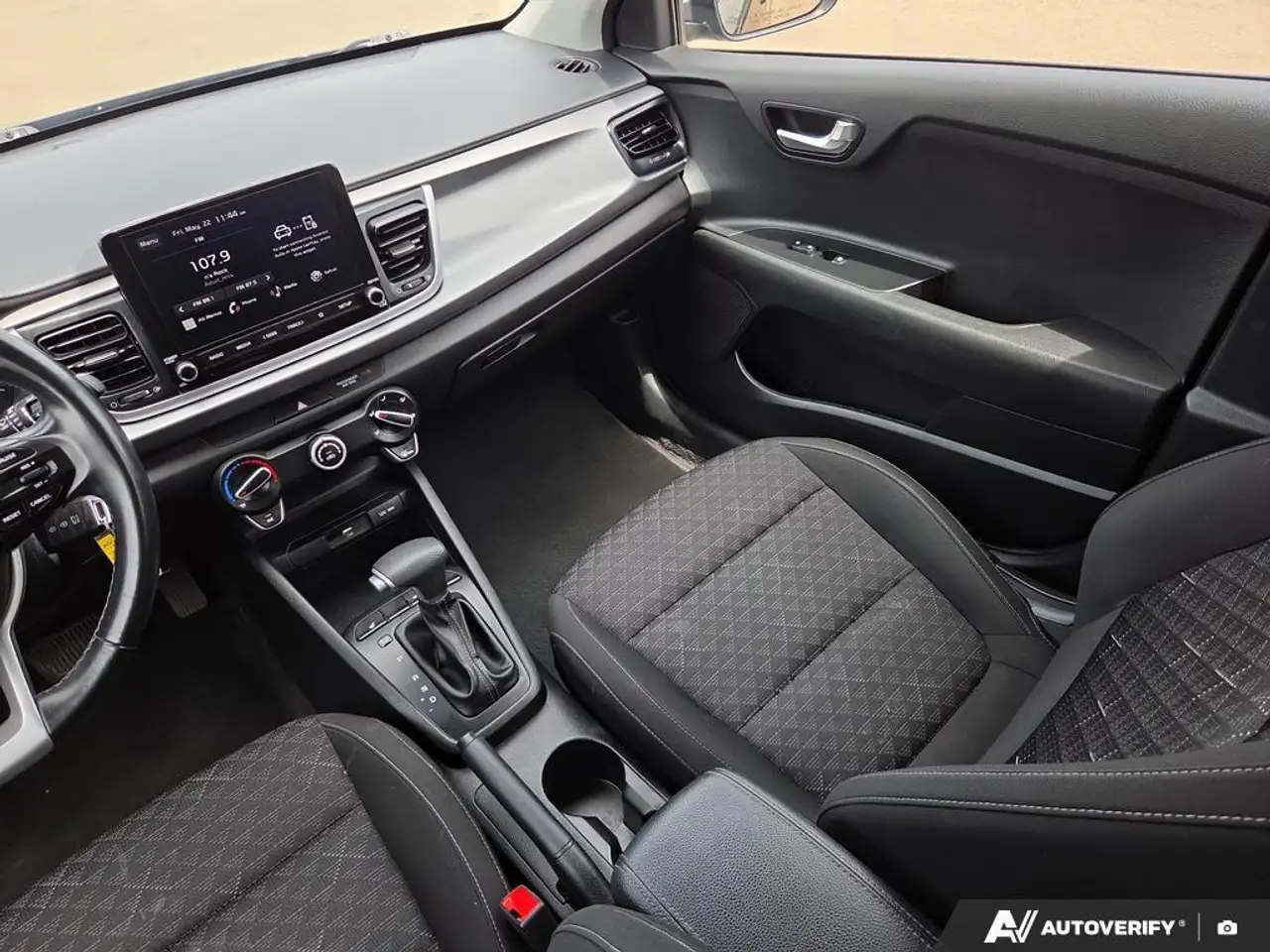 Kia Rio снимка Kia Rio