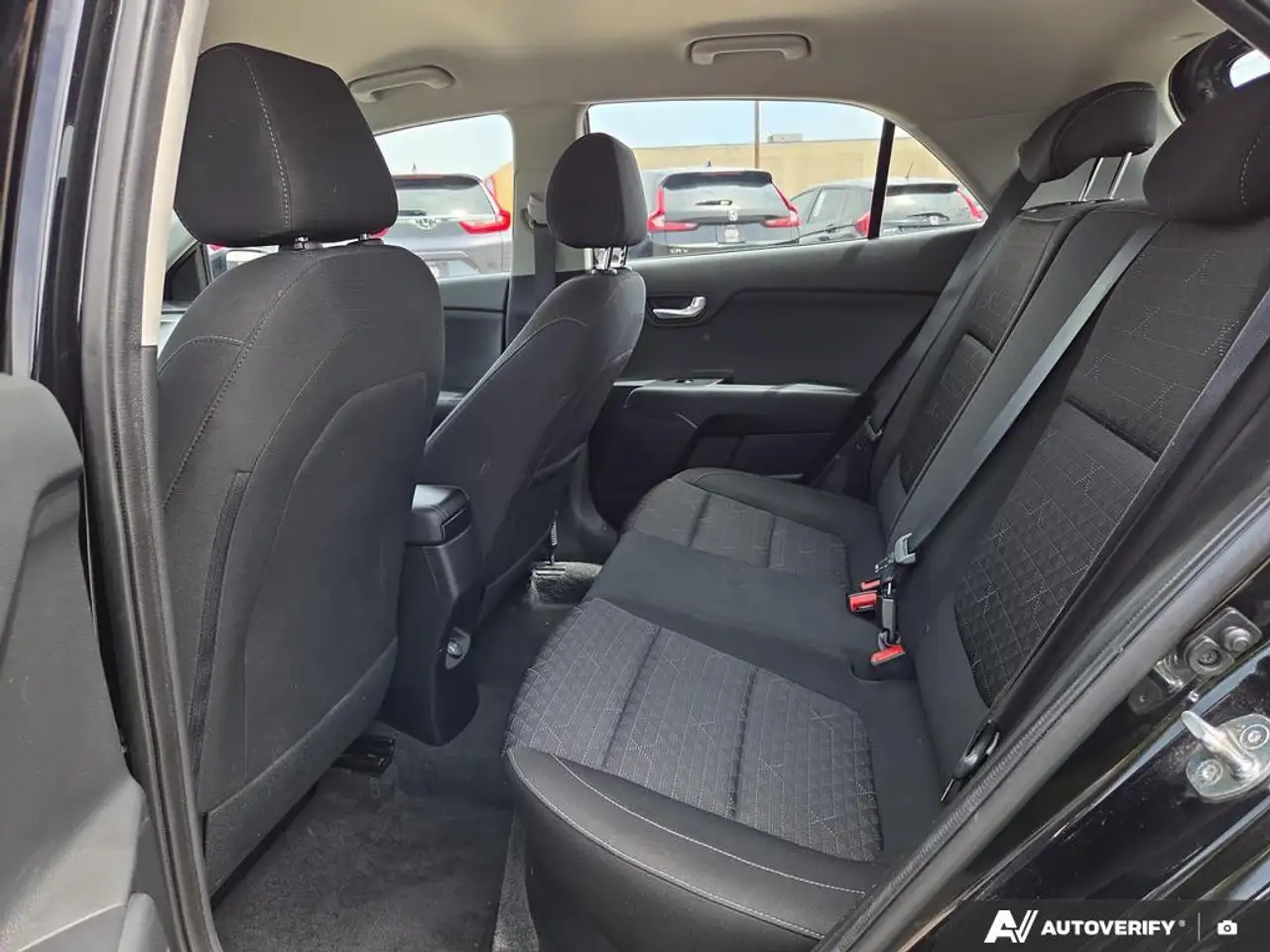 Kia Rio снимка Kia Rio