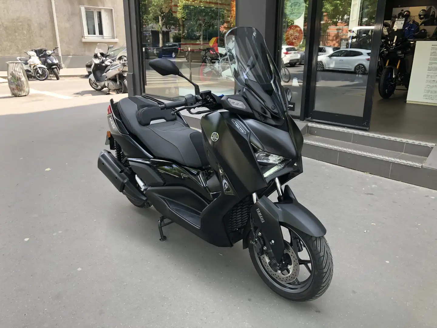 Yamaha X-Max 300 Noir - 1