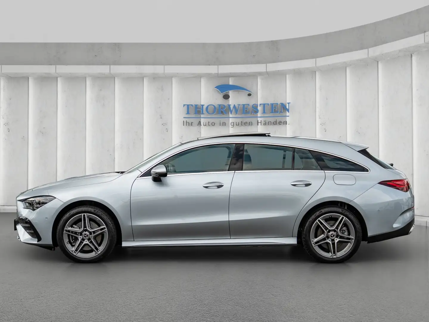 Mercedes-Benz CLA 250 CLA 250 e SB AMG Line Leder Premium+ HUD PANO Stříbrná - 2