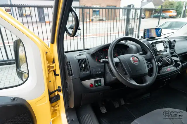 Fiat Ducato view 6