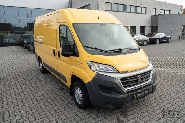 Fiat Ducato view 3