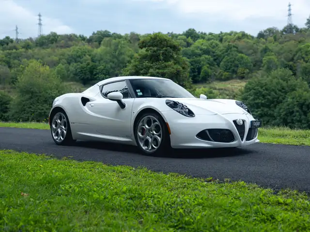 Alfa Romeo 4C 1750 Tbi 240 ch TCT