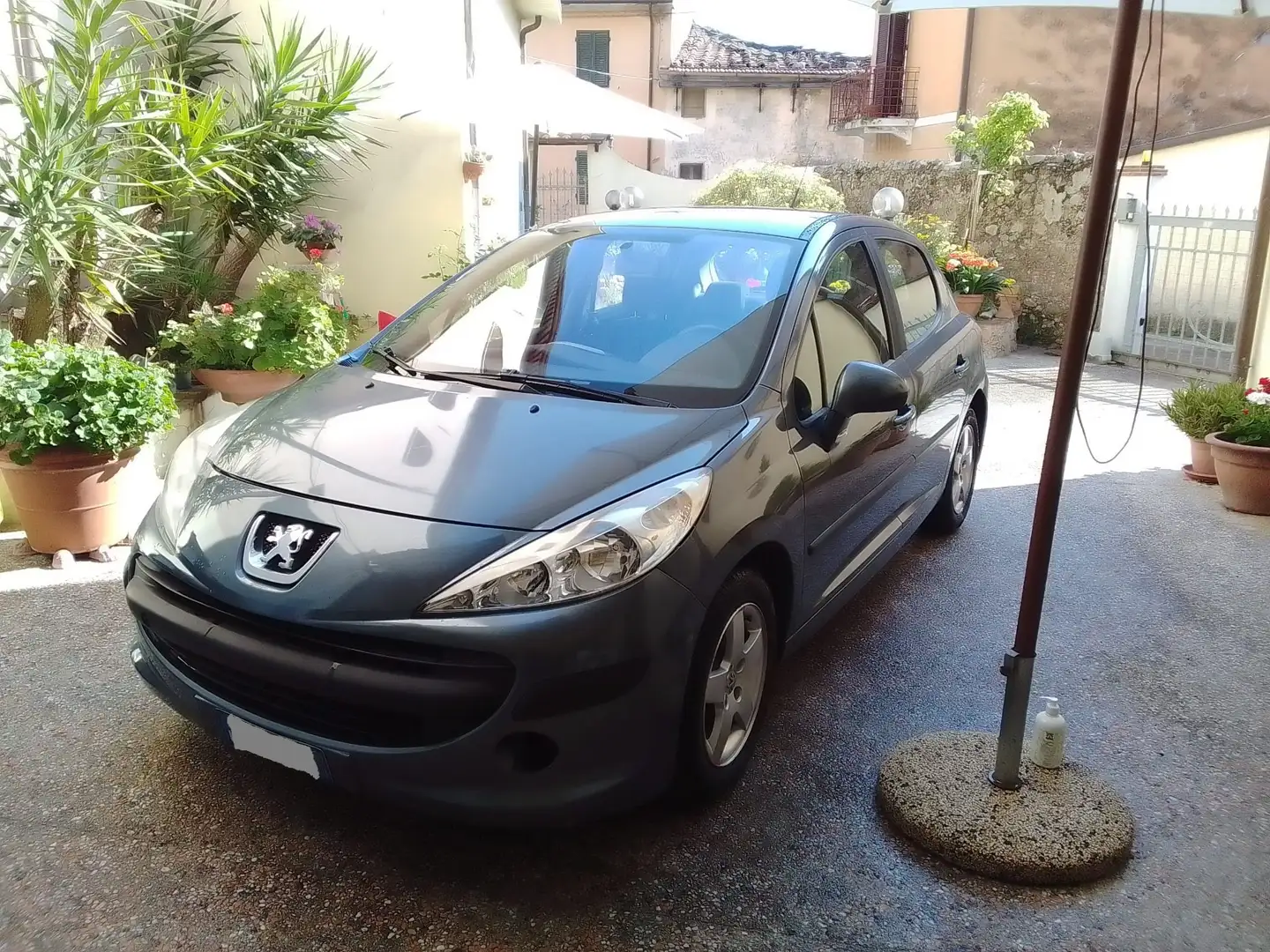 Peugeot 207 207 5p 1.4 hdi One-Line Grigio - 1