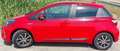 Toyota Yaris 1.5 HSD Hybrid 101PS Automatik Top Zustand Jubiläumsedition Y20 Rot - thumbnail 2