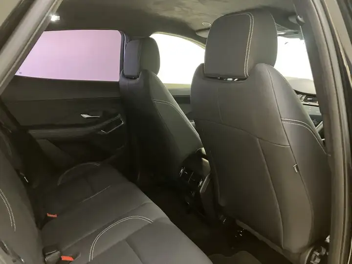Jaguar E-Pace 2021, foto 29