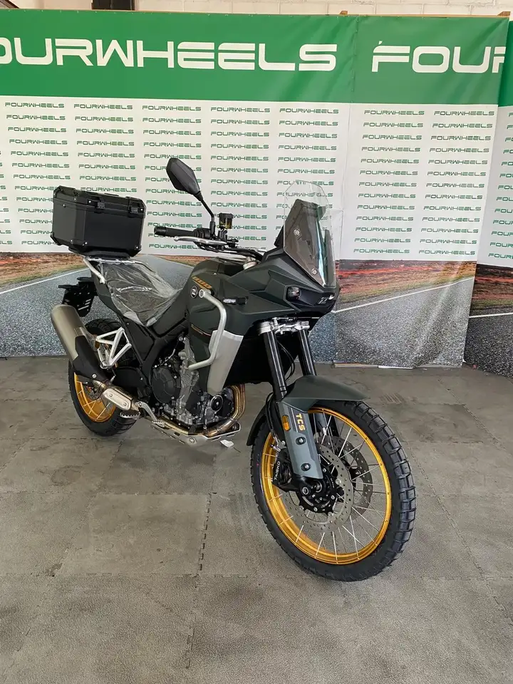 Kove 800X