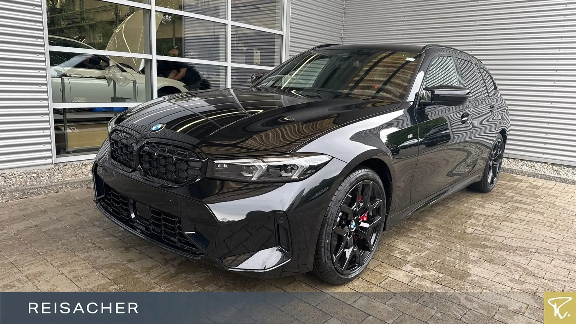 BMW M340d A xDrive Tou M-Sport PRO,Pano,AHK,el.Sitz+ Schwarz - 1