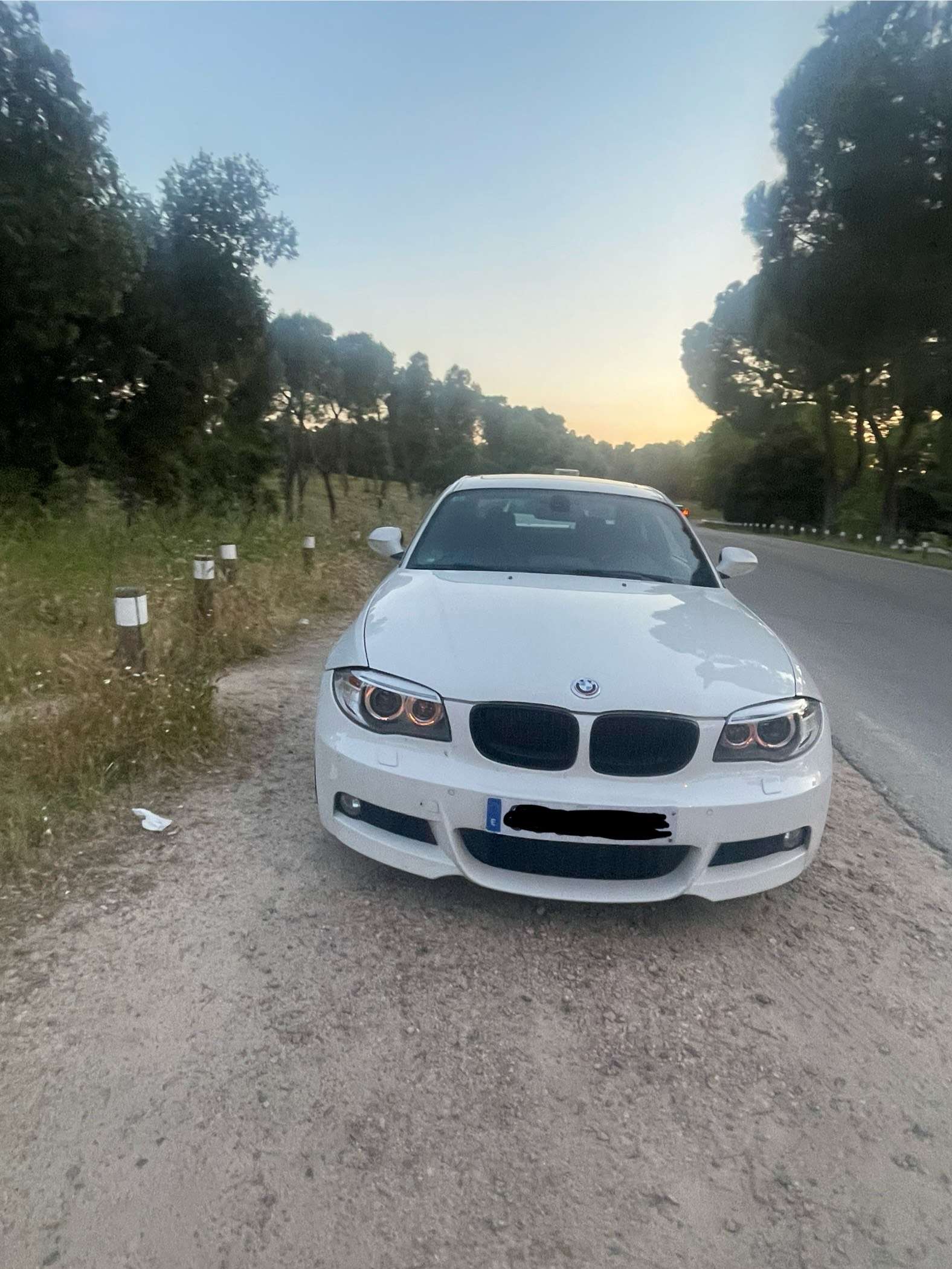 BMW 125 125i Coupé, asientos calefactables, techo solar.. - foto 1