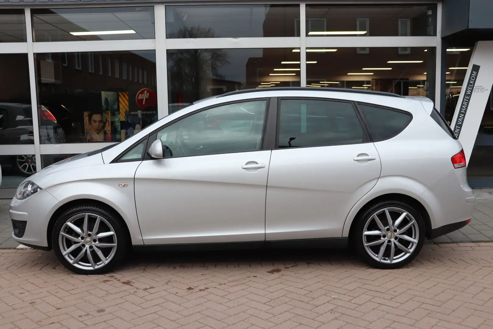 SEAT Altea XL 1.4 TSI Style. Ruime, nette gezinsauto. Gris - 2