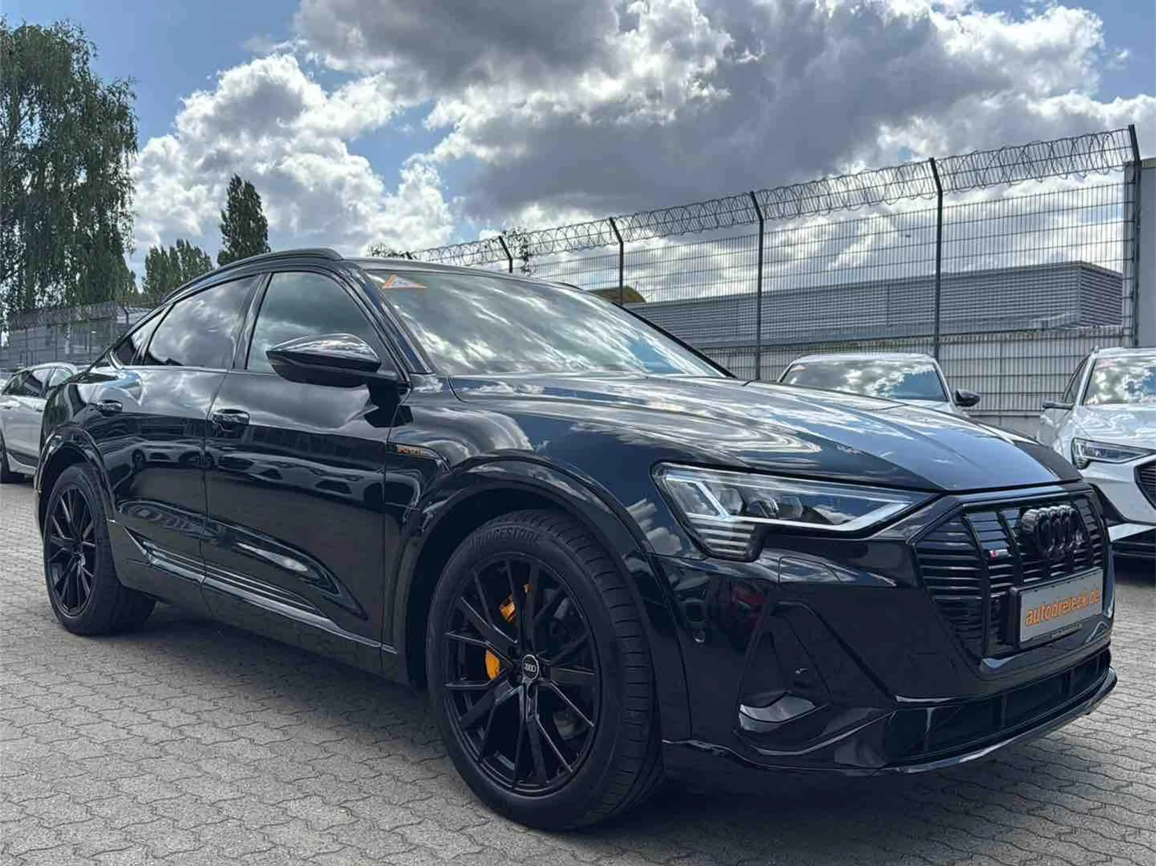 Audi e-tron Sportback 55 2x S line BLACK EDITION AHK — photo 5
