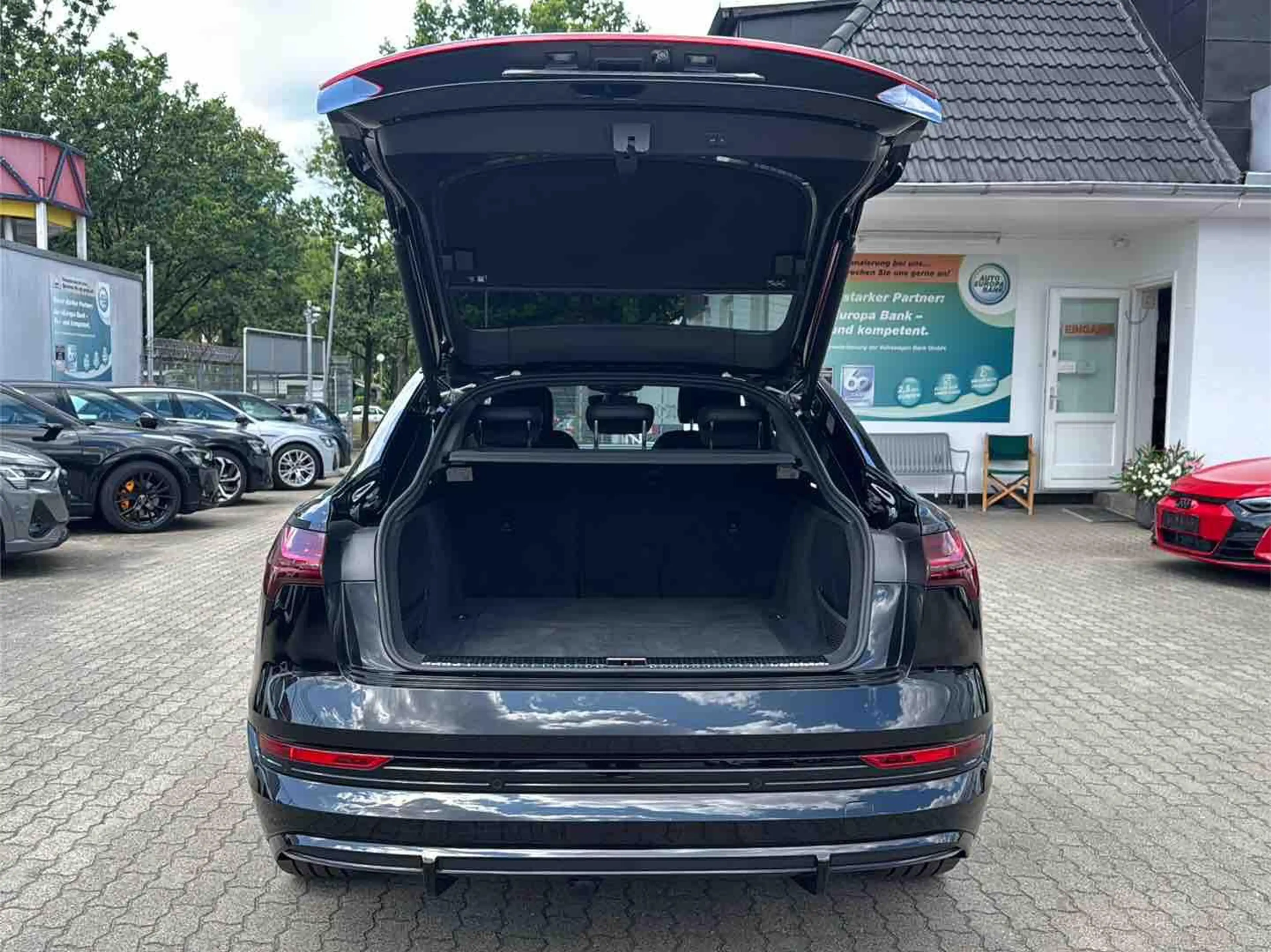 Audi e-tron Sportback 55 2x S line BLACK EDITION AHK — photo 9