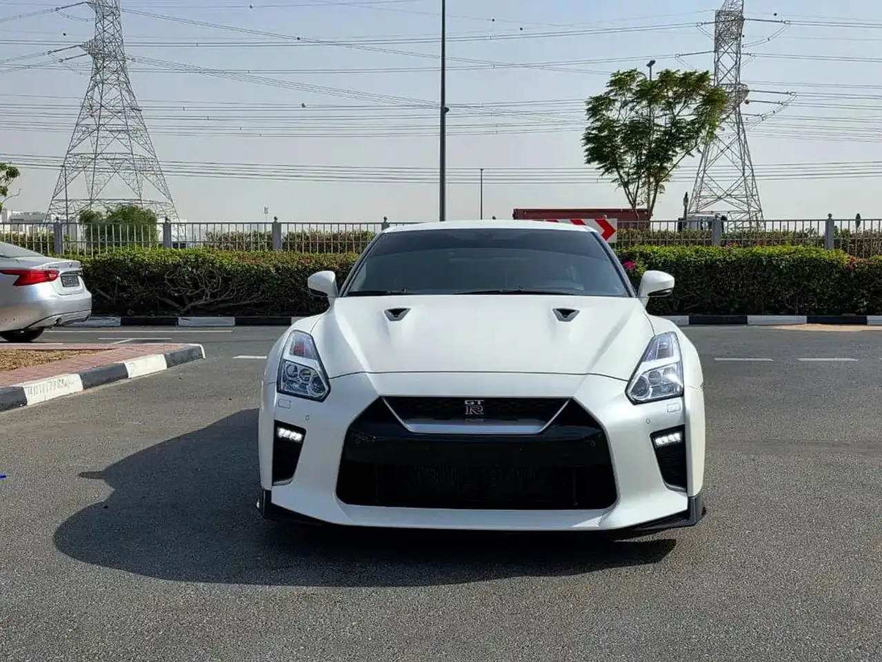 Nissan GT-R
