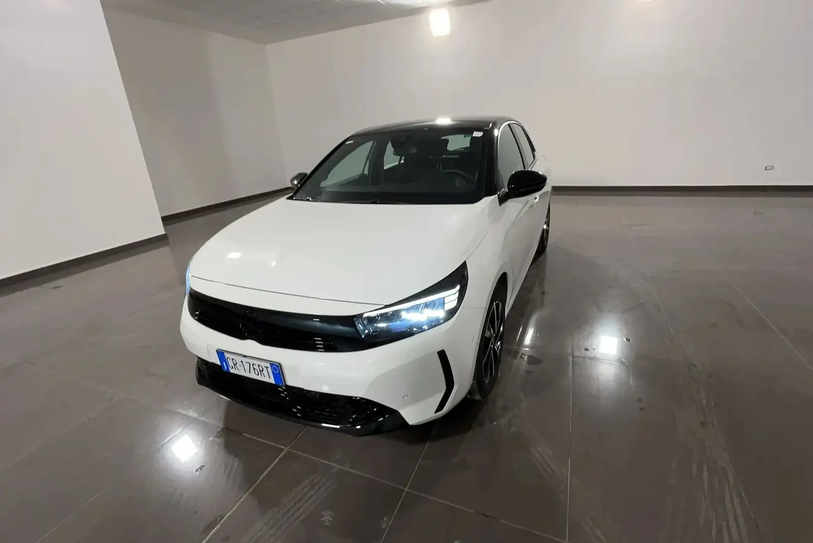 Opel Corsa Corsa 1.2 GS s&s 100cv Weiß - 1