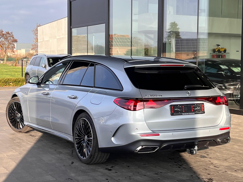 Mercedes-Benz E 300 Estate de T Amg/Pano/Burm — photo 2