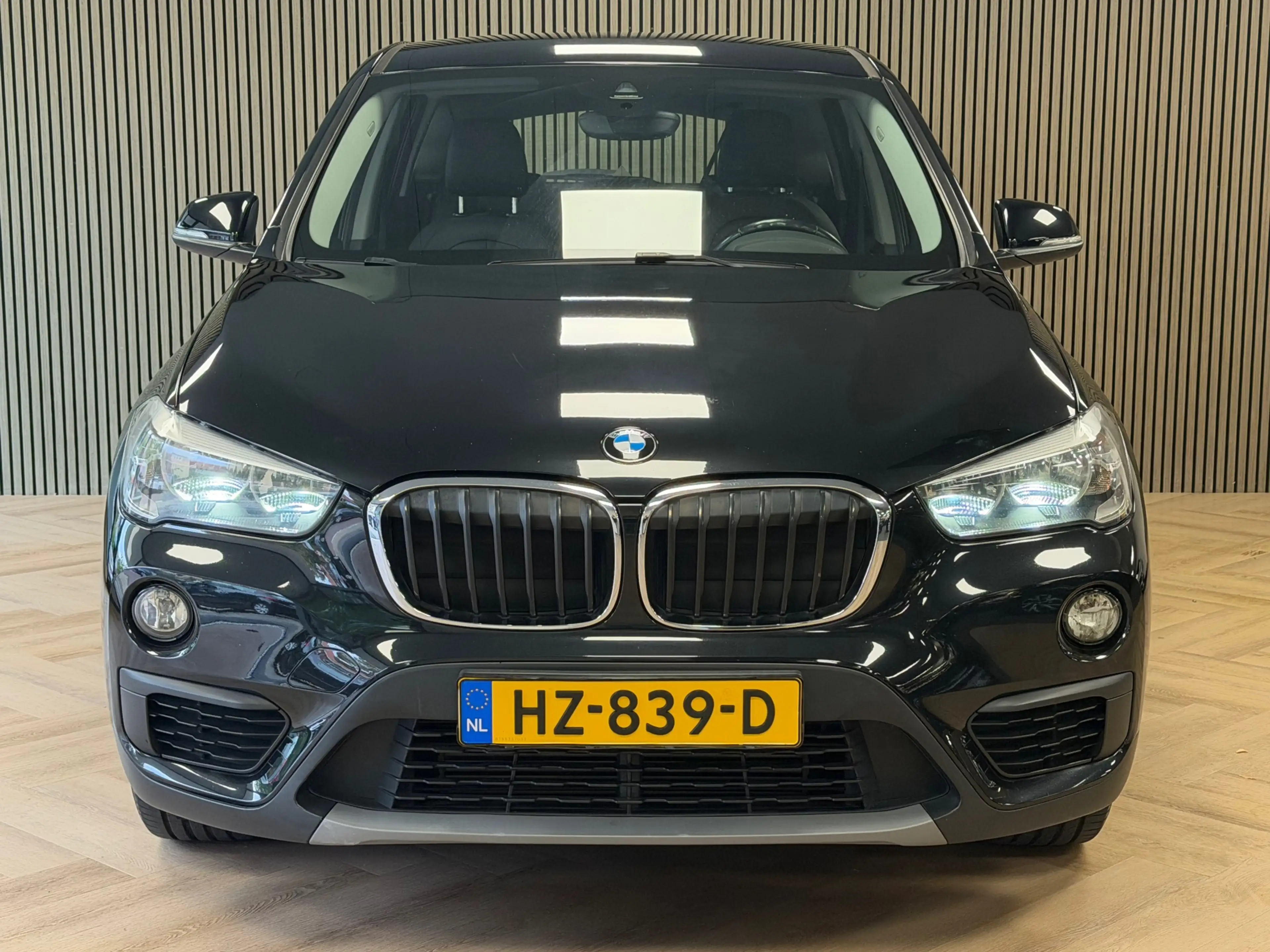 BMW X1 SDrive18i PDC AIRCO LEDER CRUISE STOELVERWARMING K — photo 2