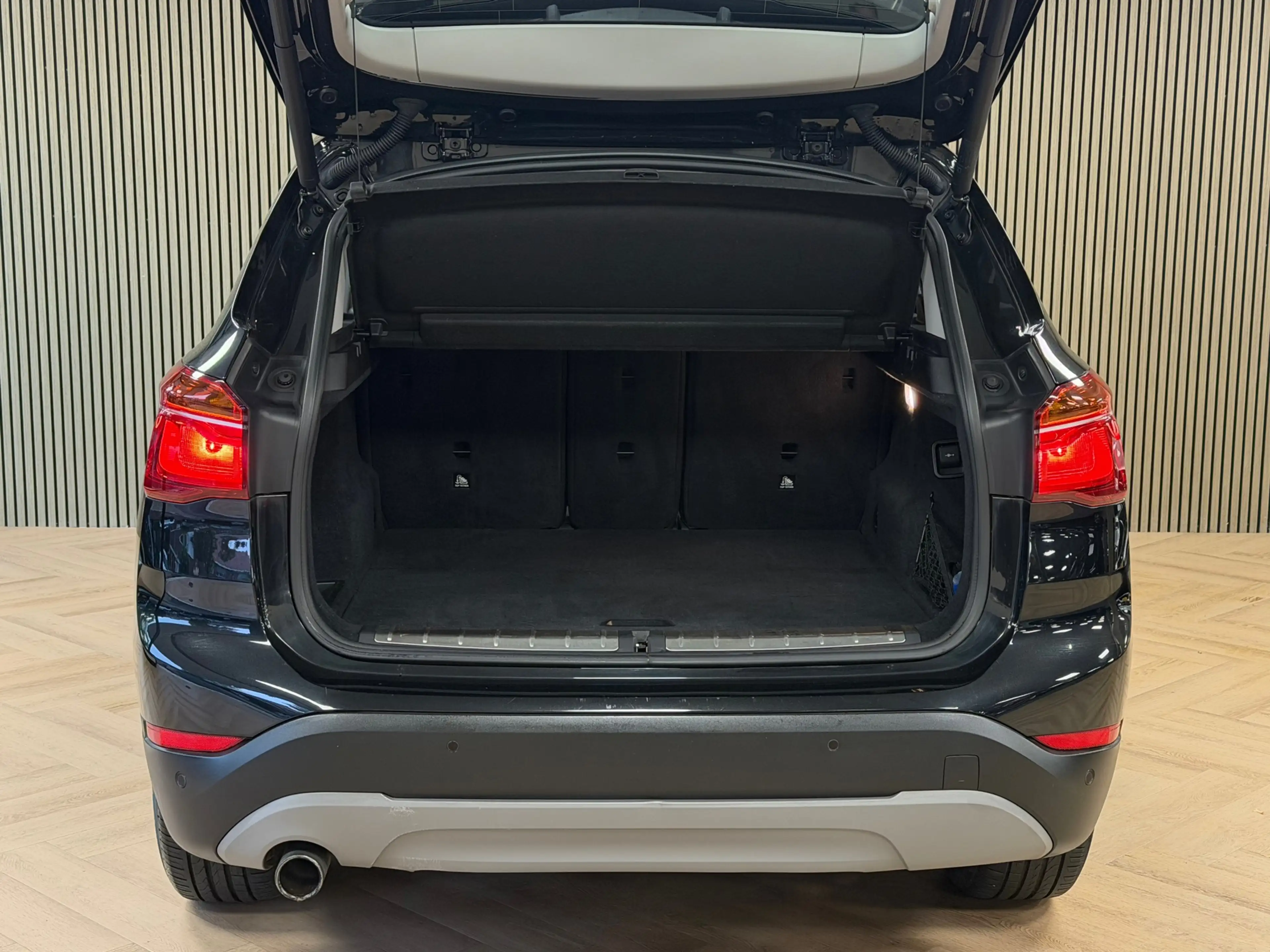 BMW X1 SDrive18i PDC AIRCO LEDER CRUISE STOELVERWARMING K — photo 6