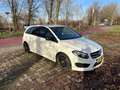 Mercedes-Benz B 180 7G-DCT AMG Line Blanc - thumbnail 5