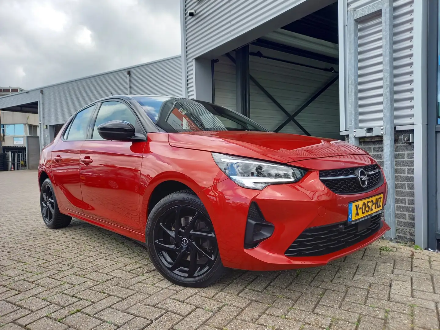 Opel Corsa 1.2 101PK GS Line SPORT - STL VERWARMING - CRUISE Rouge - 2