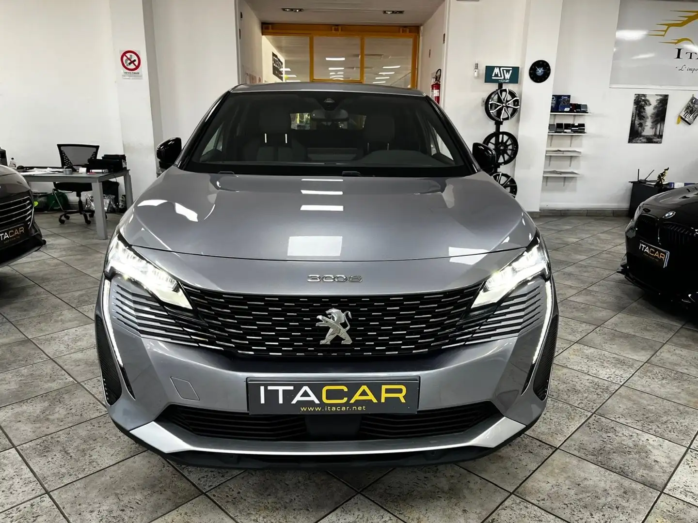 Peugeot 3008 3008 1.2 puretech t Allure Pack PROMO LUGLIO Grigio - 2