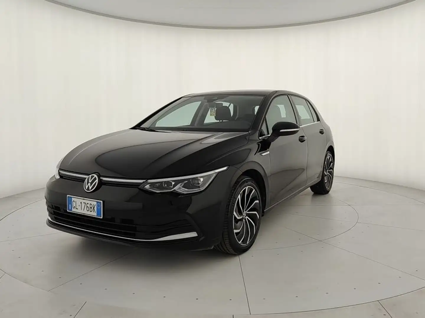 Volkswagen Golf 1.5 eTSI EVO ACT Life Noir - 1