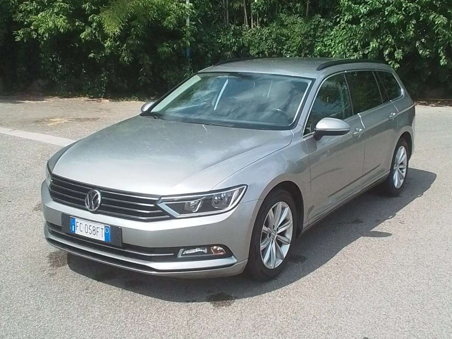 Volkswagen Passat Confortline Argento - 1
