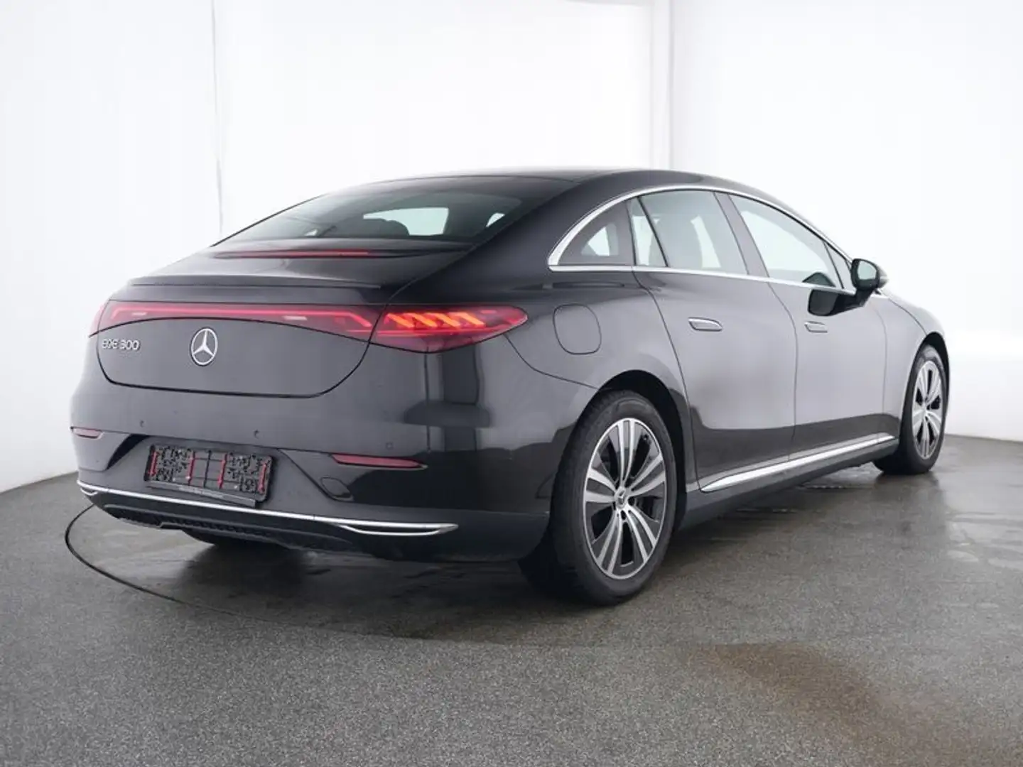 Mercedes-Benz EQE 300 Electric Art Advanced Plus + ServiceCare Schwarz - 2