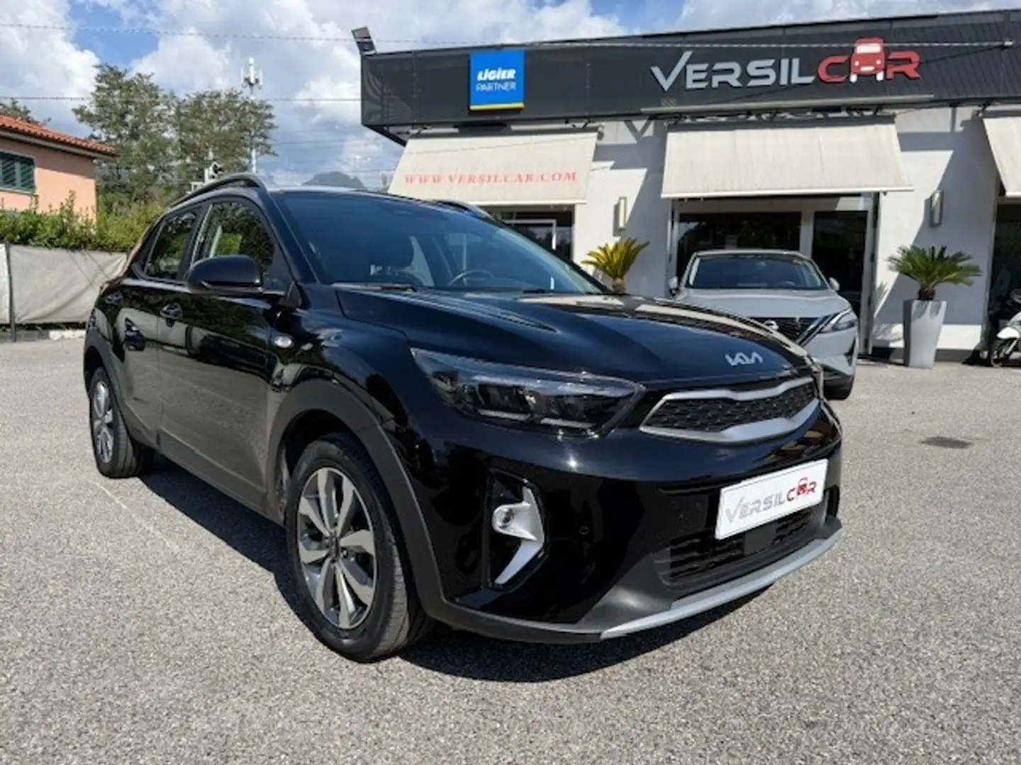 Kia Stonic Stonic 1.0 T-GDi 100 CV MHEV MT Urban Noir - 1